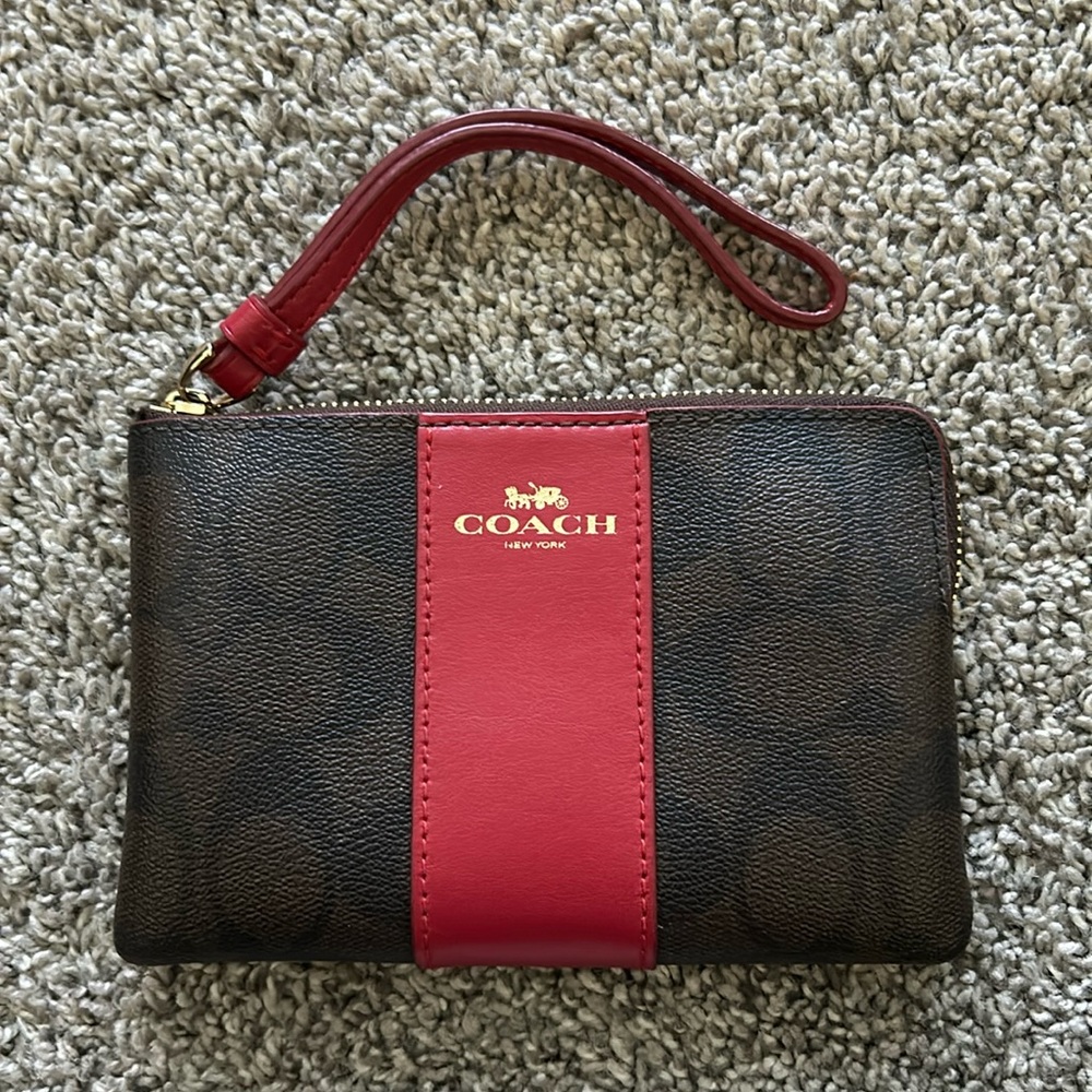Coach Corner Zip Wristlet